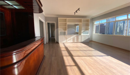 Apartamento à venda com 3 quartos em Vila Mariana, São Paulo, SP