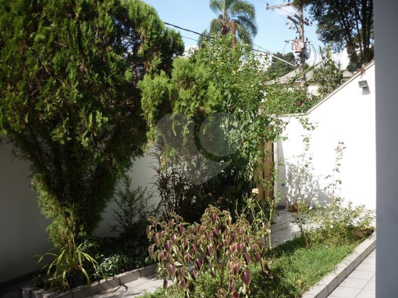 Sobrado à venda com 3 quartos, sendo 1 suíte, em Horto Florestal, São Paulo, SP