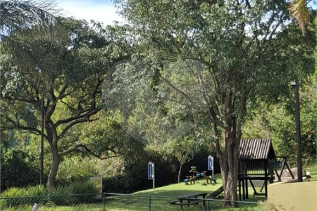 Terreno à venda em Parque das Quaresmeiras, Campinas, SP