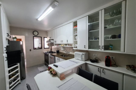 Apartamento à venda com 4 quartos, sendo 2 suítes, em Santana, São Paulo, SP