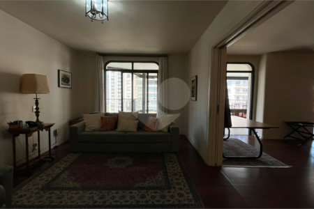 Apartamento à venda com 4 quartos, sendo 3 suítes, em Itaim Bibi, São Paulo, SP