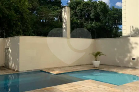 Apartamento à venda com 3 quartos, sendo 1 suíte,  em Alto da Boa Vista, São Paulo, SP