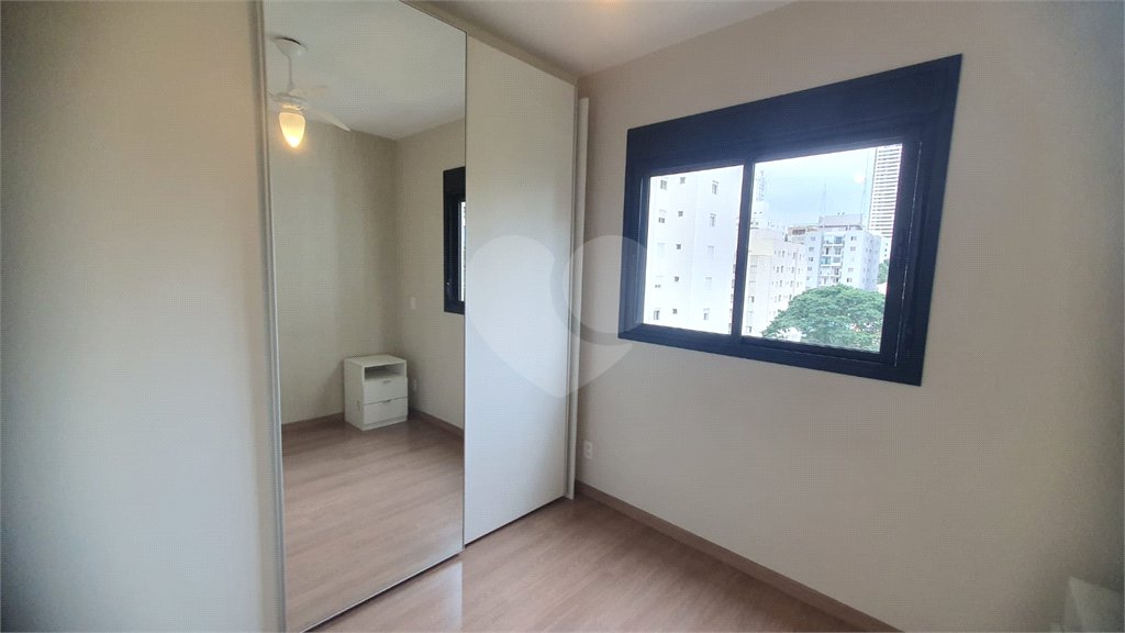 Apartamento à venda com 3 quartos, sendo 1 suíte,  em Pinheiros, São Paulo, SP