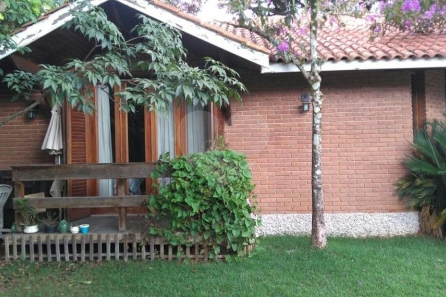 Casa Térrea à venda com 4 suítes em Jardim Floresta, São Paulo, SP