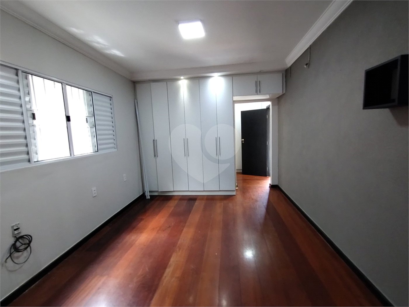 Casa à venda com 2 suítes em Vila Oliveira, Itapetininga, SP
