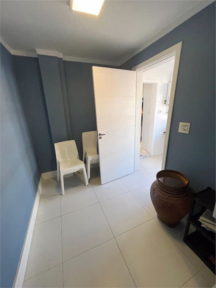 Apartamento Residencial à venda, Gonzaga, Santos - AP0199.