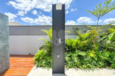 Casa à venda com 3 suítes no condomínio Villa dos Pinheiros, Indaiatuba - SP