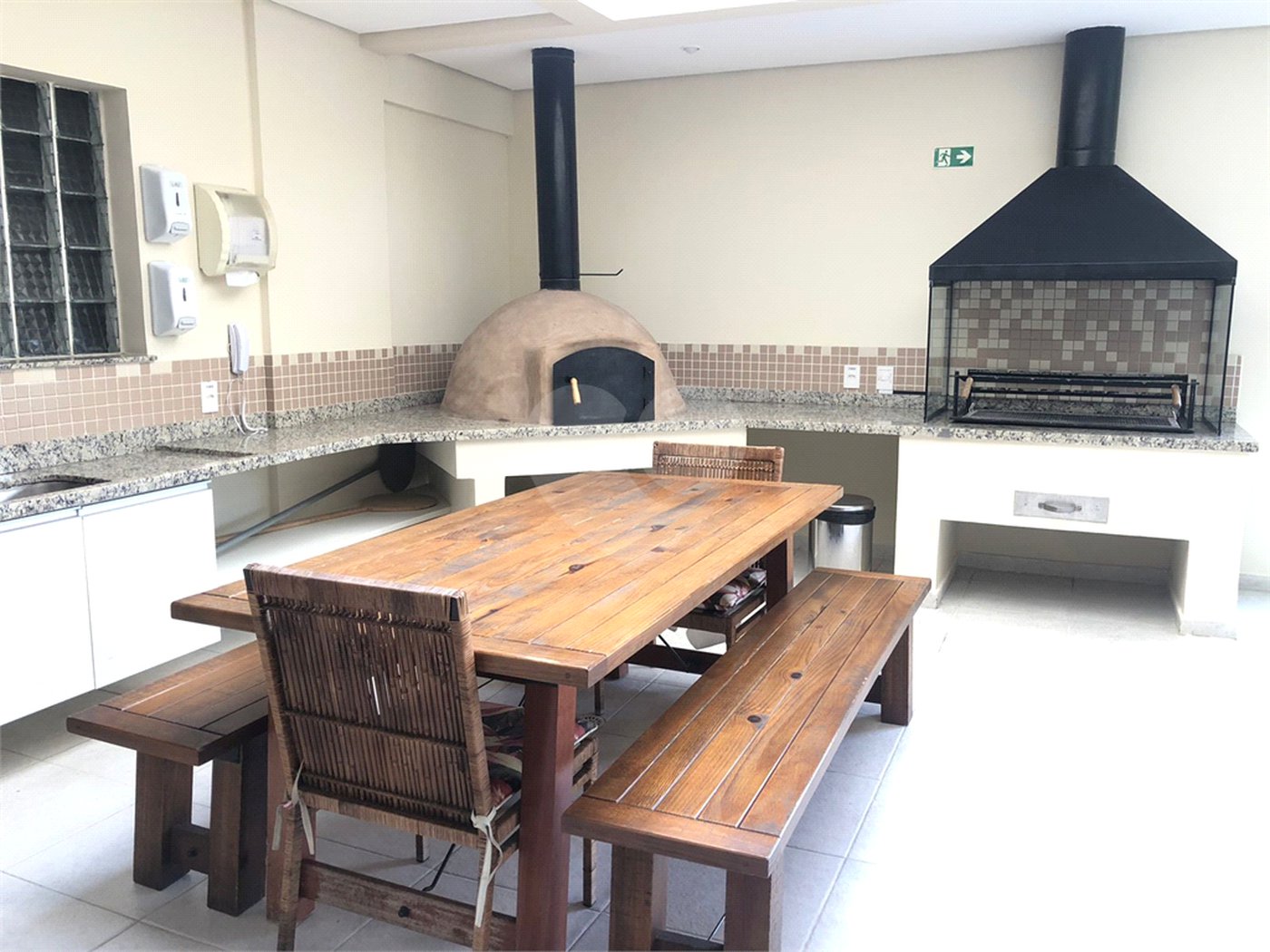 Apartamento à venda com 4 quartos, sendo 2 suítes,  em Jardim Armênia, Mogi das Cruzes, SP