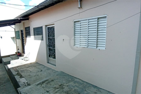 Casa à venda com 3 quartos em Vila Santana, Valinhos, SP