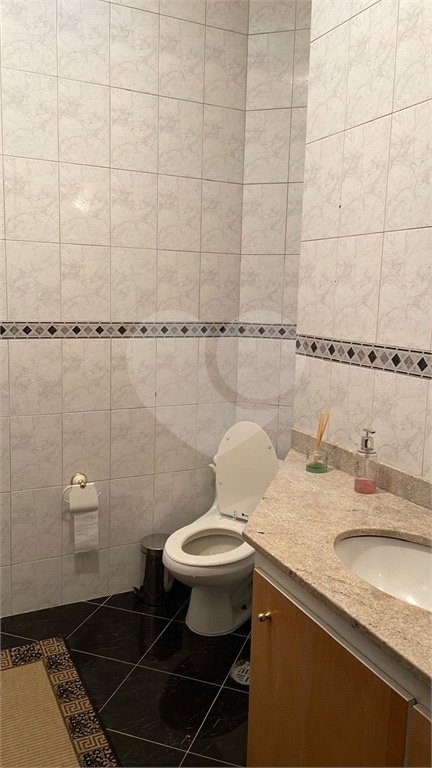 Casa à venda ou para alugar com 3 suítes no condomínio Alpes da Cantareira, Mairiporã - SP