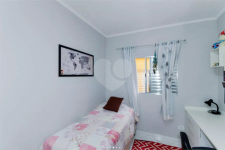 Casa à venda com 3 quartos em Vila Milton, Guarulhos, SP