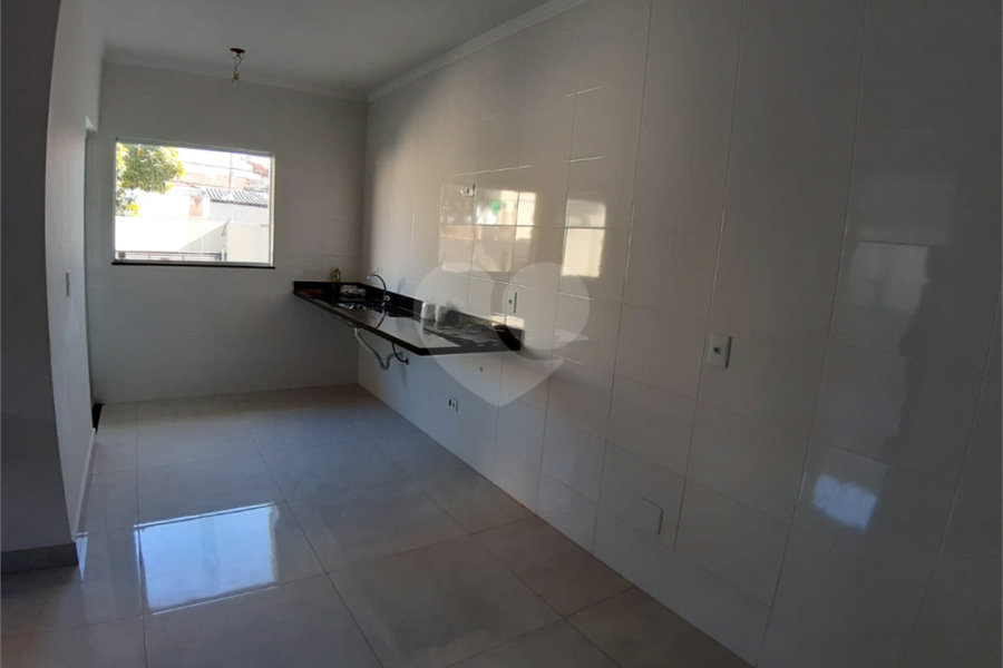 Casa para alugar com 3 quartos, sendo 1 suíte,  no condomínio Villagio DI Maria, São Paulo - SP