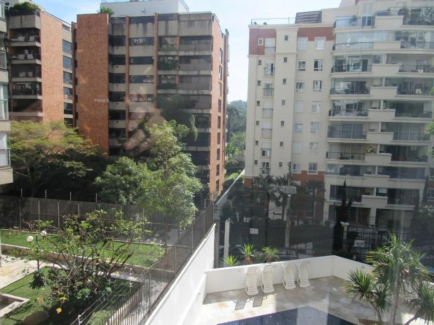 Apartamento à venda com 3 suítes em Real Parque, São Paulo, SP