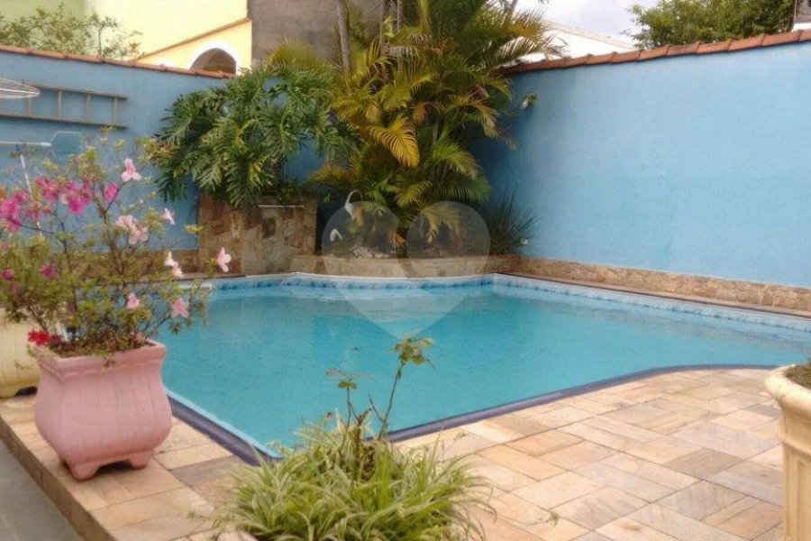 Casa Térrea à venda com 3 quartos, sendo 2 suítes, em Jaraguá, São Paulo, SP