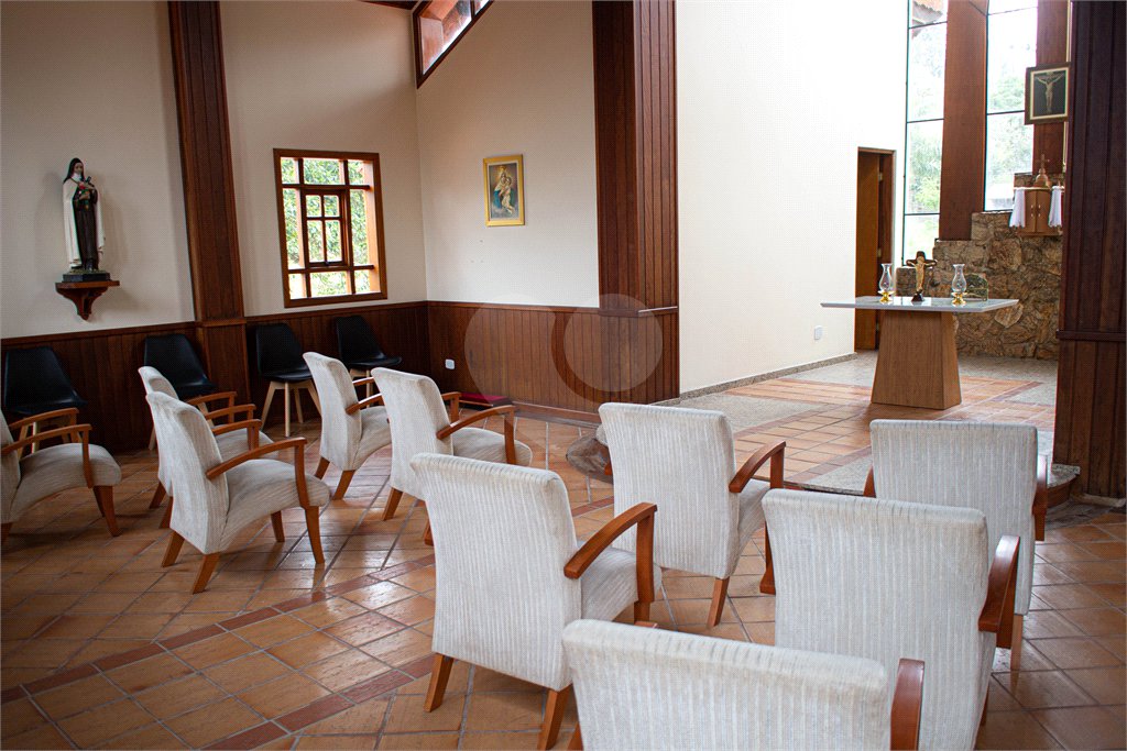 Sítio à venda com 4 quartos, sendo 2 suítes, em Jardim Guaçu, São Roque, SP