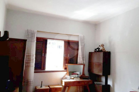Casa à venda com 3 quartos em Vila Romana, São Paulo, SP