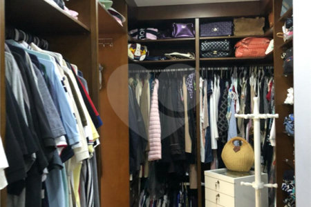 Apartamento à venda com 3 suítes em Vila Dayse, São Bernardo do Campo, SP