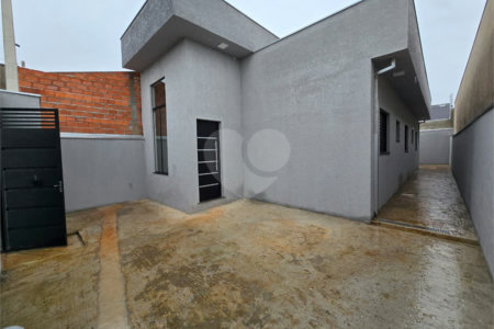 Casa à venda com 3 quartos, sendo 1 suíte, em Residencial Villaggio Di Capri, Itapetininga, SP