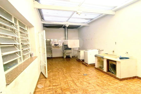 Casa à venda com 3 quartos, sendo 1 suíte, no condomínio Não Info, São Paulo - SP