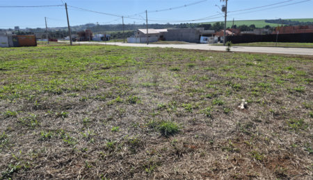 Terreno à venda em Loteamento Residencial Tivolli, Itapetininga, SP
