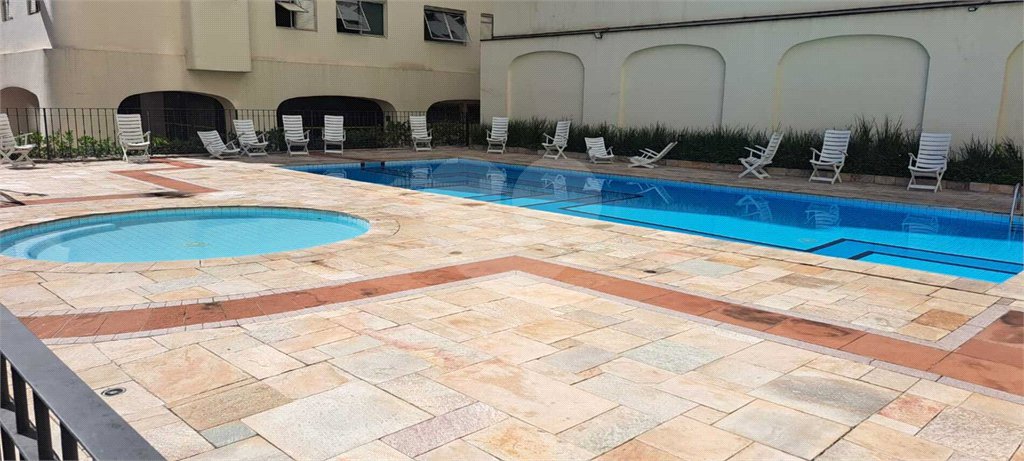 Apartamento à venda com 3 quartos, sendo 1 suíte, em Vila Uberabinha, São Paulo, SP
