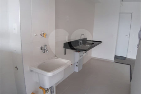 Apartamento à venda com 3 quartos, sendo 1 suíte, em Santo Antônio, São Caetano do Sul, SP
