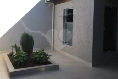 Casa à venda com 3 quartos, sendo 1 suíte, em Vila Batista, Bragança Paulista, SP