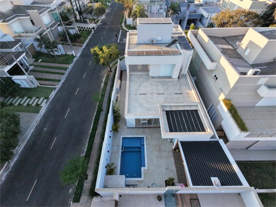 Casa à venda com 3 suítes no condomínio Villa Verona, Sorocaba - SP