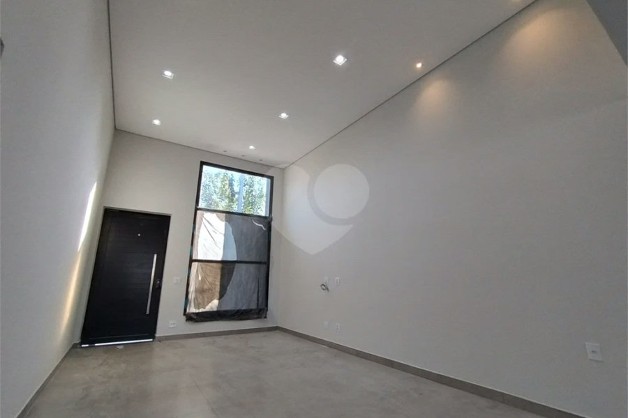 Casa em Condomínio à Venda em Piracicaba/SP.