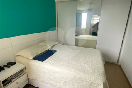 Apartamento à venda com 3 quartos em Vila Suzana, São Paulo, SP