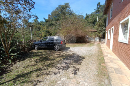 Chácara à venda com 4 quartos em Jardim Cardoso (mailasqui), São Roque, SP