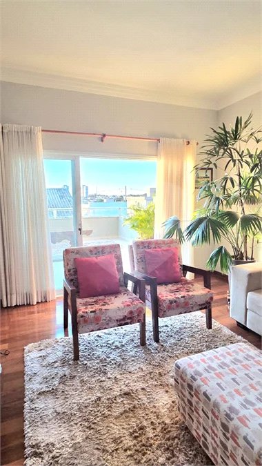CASA A VENDA CONDOMINIO QUEBEC