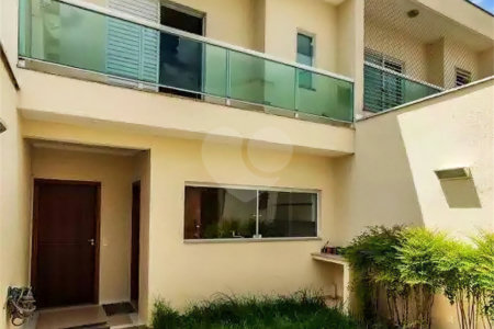 Sobrado à venda com 3 suítes em Vila Euclides, São Bernardo do Campo, SP