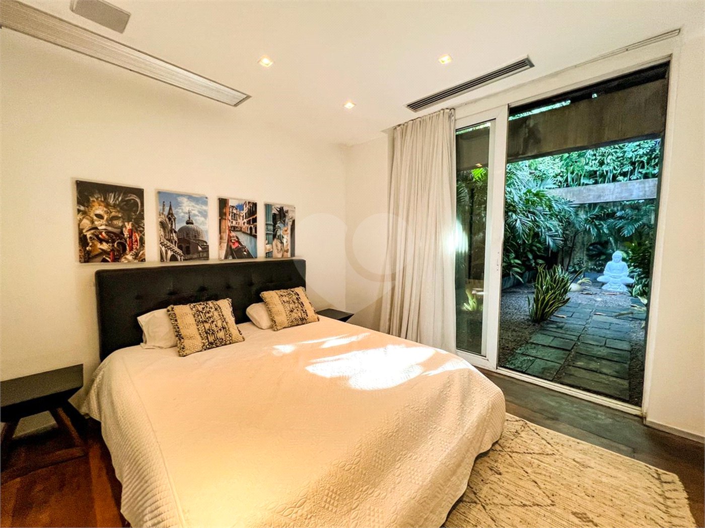 Casa à venda ou para alugar com 5 suítes em Joá, Rio de Janeiro, RJ