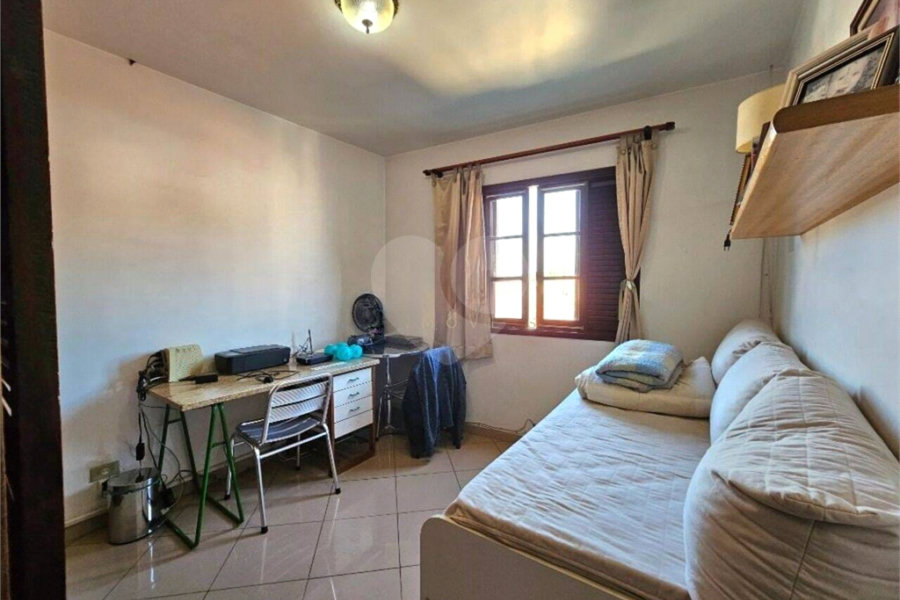 Casa à venda com 3 quartos, sendo 1 suíte,  em Horto Florestal, São Paulo, SP