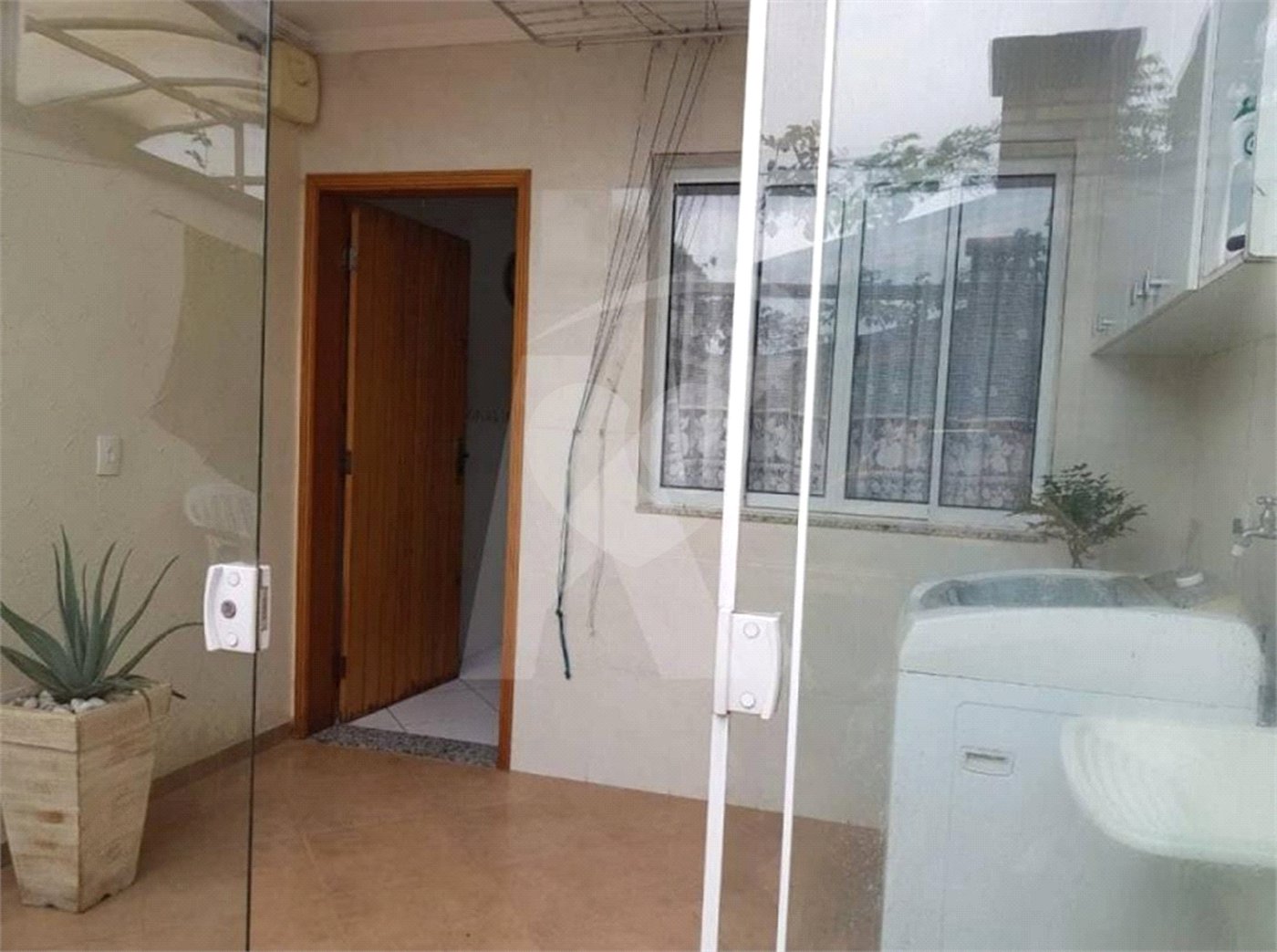 Sobrado à venda com 3 suítes em Jaçanã, São Paulo, SP