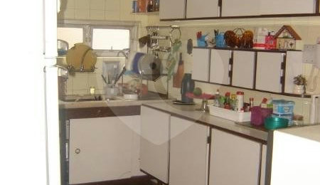 Apartamento à venda com 4 quartos, sendo 1 suíte, em Aclimação, São Paulo, SP