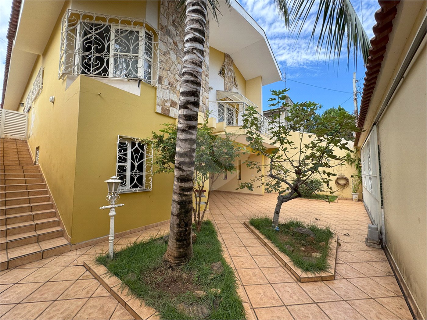 Casa à venda com 3 quartos, sendo 1 suíte, em Jardim Santa Rosália, Sorocaba, SP
