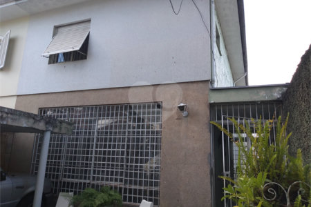 Casa à venda com 4 quartos, sendo 1 suíte, em Campo Belo, São Paulo, SP