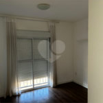 Casa para alugar com 3 quartos, sendo 1 suíte,  no condomínio Bella Roma, São Roque - SP