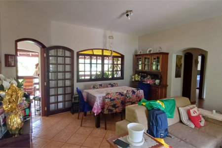 Casa à venda com 4 quartos, sendo 1 suíte,  no condomínio Jardim do Ribeirão I, Itupeva - SP