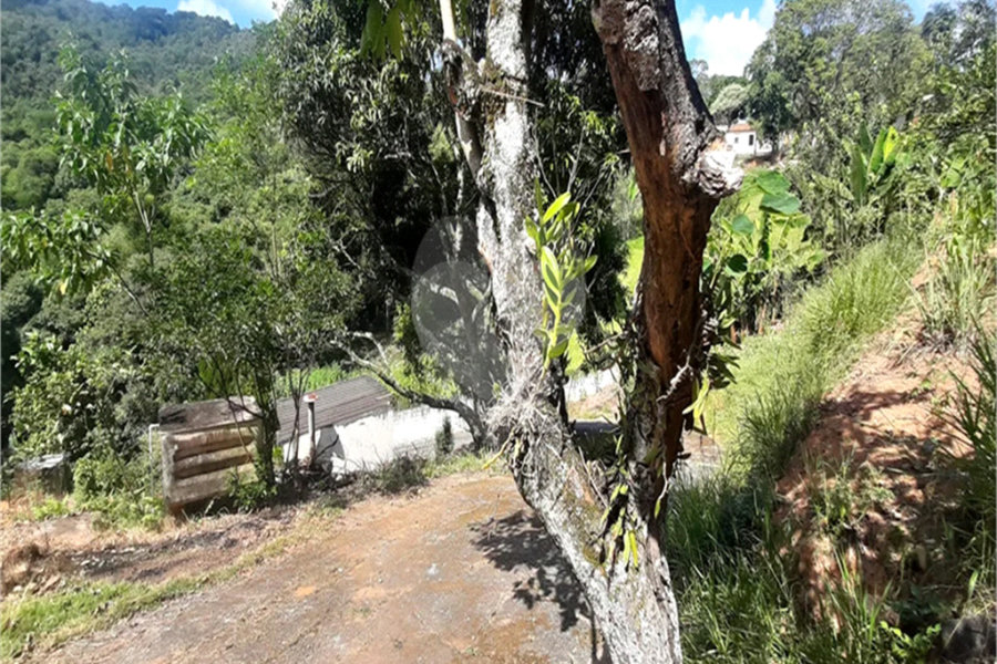 Casa à venda com 2 quartos em Serra da Cantareira, Mairiporã, SP
