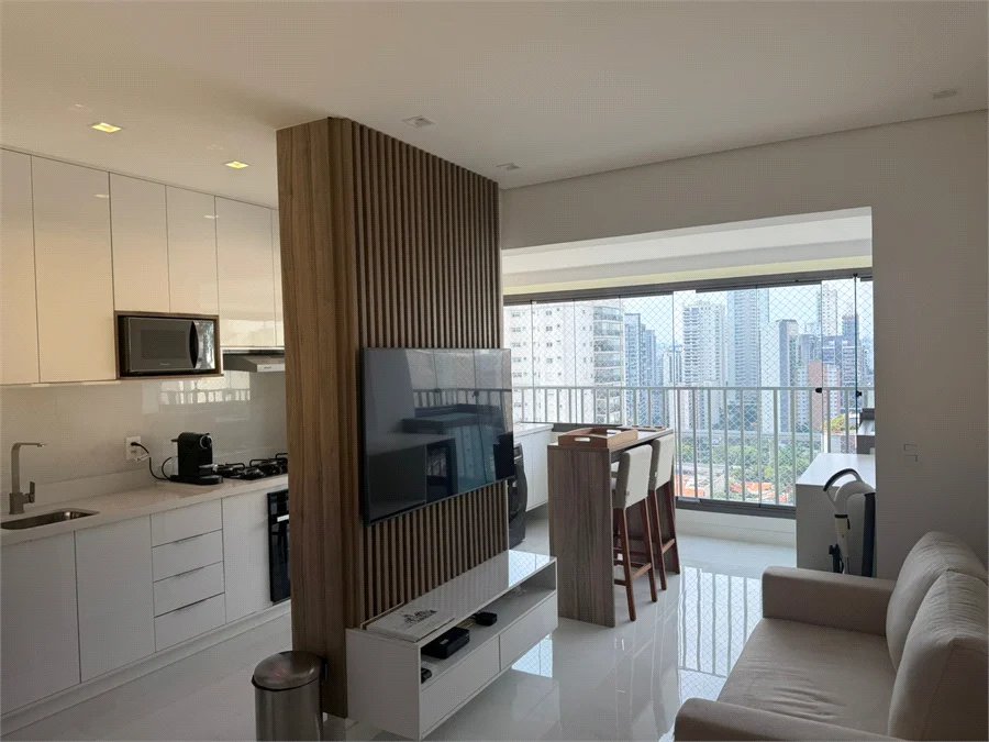 Apartamento à venda com 2 quartos, sendo 1 suíte, em Brooklin Paulista, São Paulo, SP