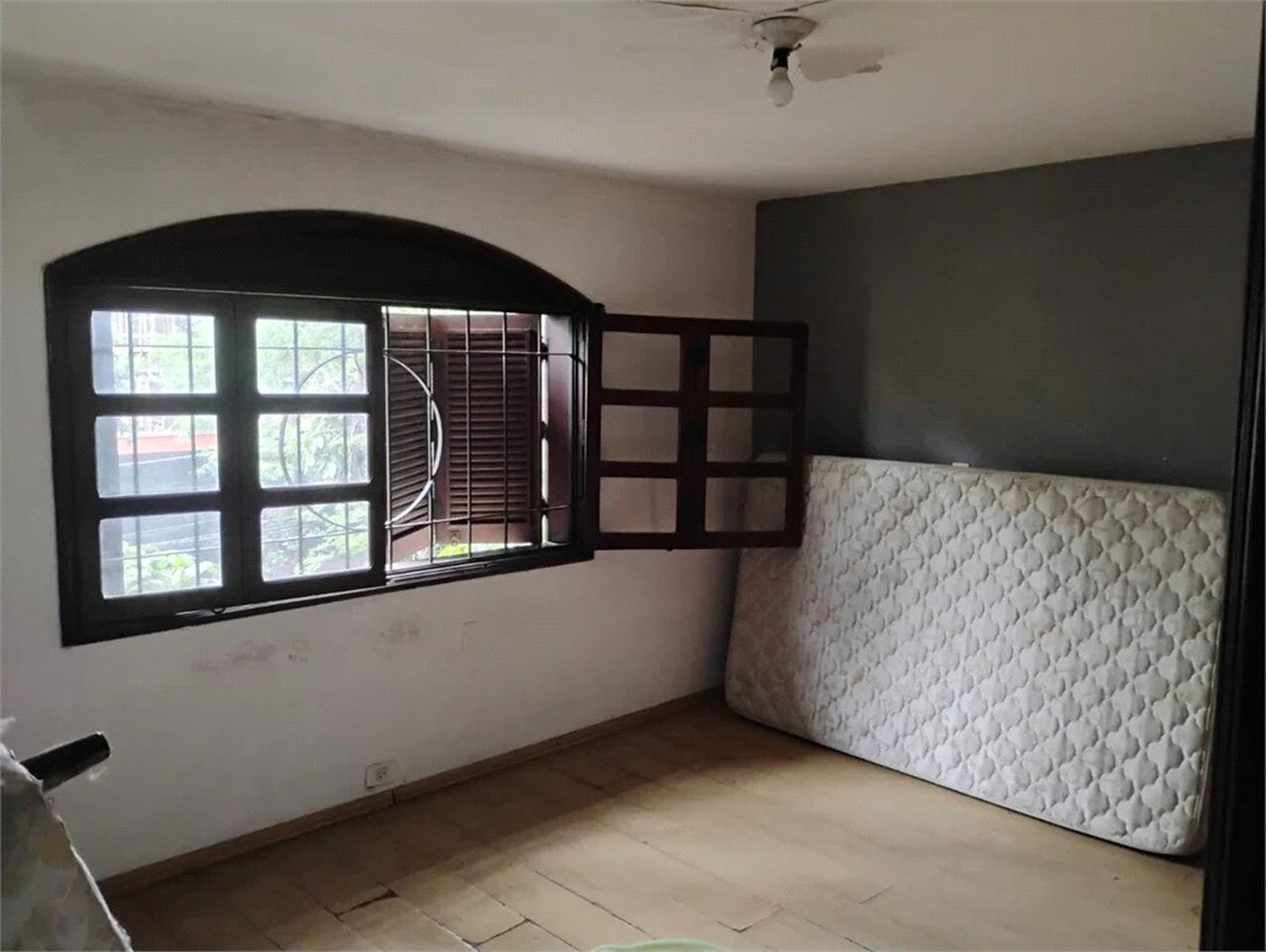 Casa à venda com 7 quartos, sendo 2 suítes, em Brooklin Paulista, São Paulo, SP