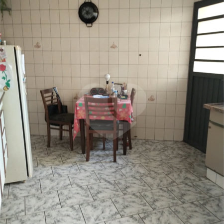 Casa Térrea à venda com 2 quartos, sendo 1 suíte,  em Jardim Alvinópolis, Atibaia, SP