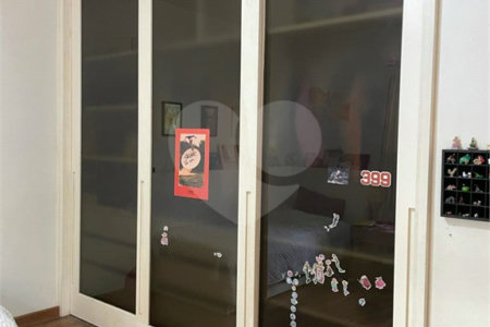 Casa à venda com 4 quartos, sendo 1 suíte, em Vila Morumbi, São Paulo, SP