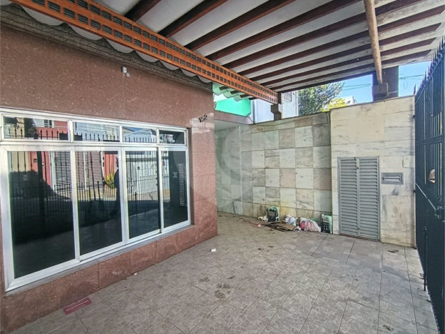 Sobrado à venda com 3 quartos em Chora Menino, São Paulo, SP