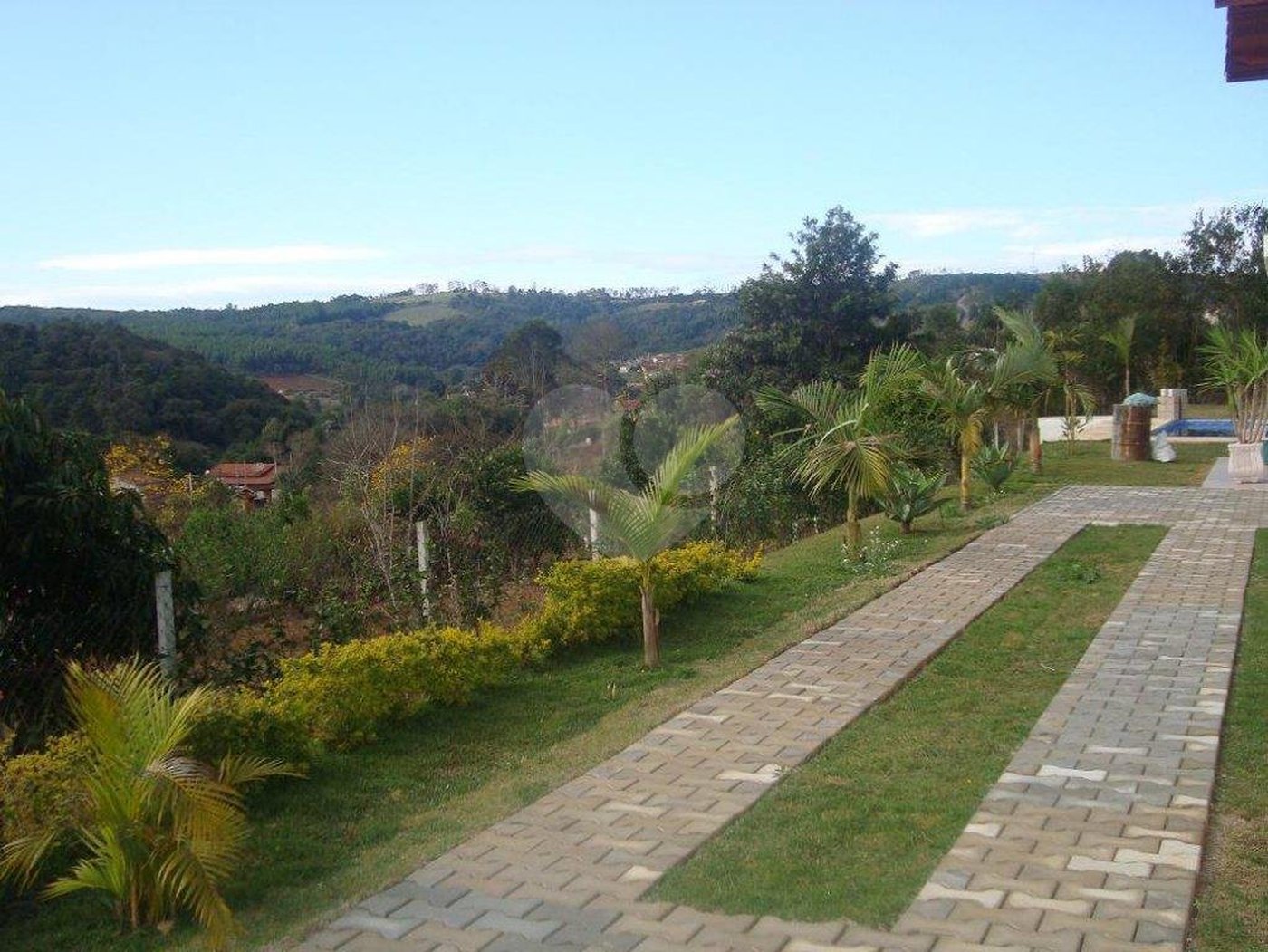 Casa à venda com 4 quartos, sendo 3 suítes, em Recreio Campo Verde, Ibiúna, SP