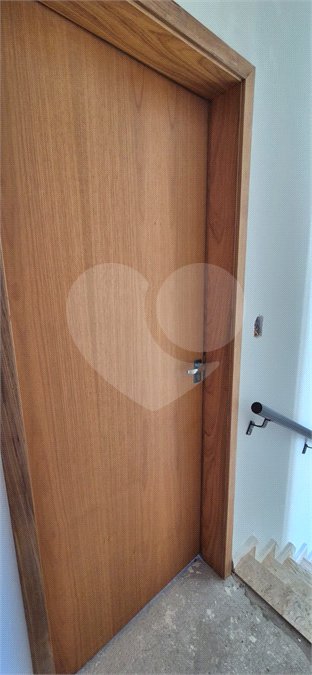 Sobrado à venda com 3 quartos, sendo 1 suíte,  em Parque Morumbi, Mogi das Cruzes, SP