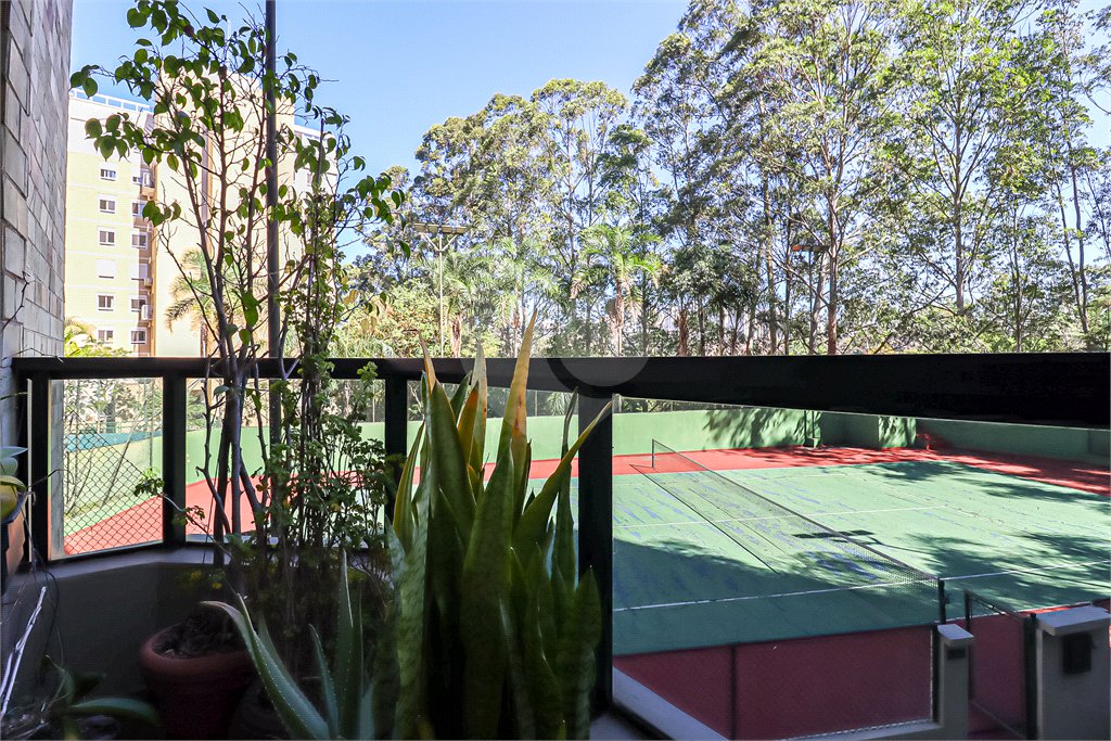 Apartamento à venda ou para alugar com 4 suítes em Jardim Vitória Régia, São Paulo, SP